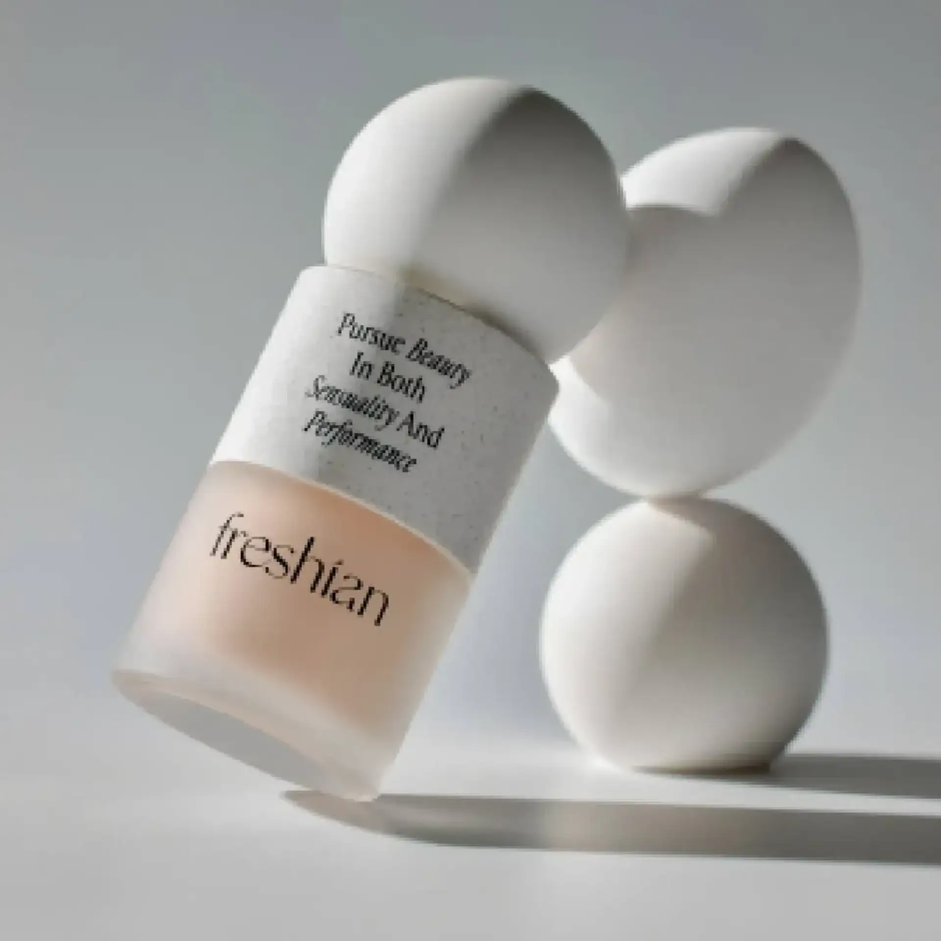 Kem Nền Cho Da Dầu Freshian Che Khuyết Điểm Thuần Chay Egg-Like Foundation Vegan SPF35 PA++ 30ml